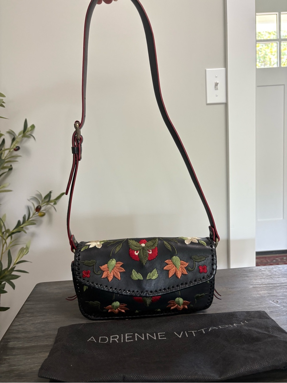 Adrienne Vittadini small shoulder bag